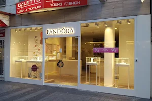 Pandora Store Köln image