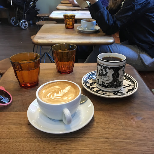 Coffee Shop «La Colombe Coffee Roasters», reviews and photos, 1552 N Damen Ave, Chicago, IL 60622, USA