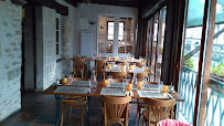 Atmosphère du Restaurant Le Chavot à Ornans - n°17