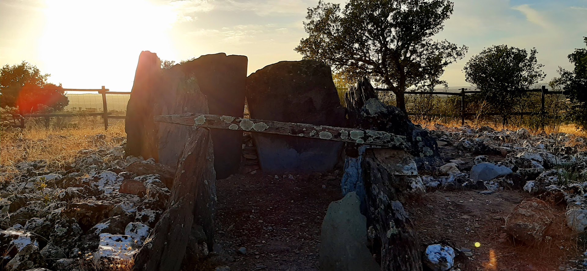 Dolmen Era de la Laguna III (Santiago de Alcántara)