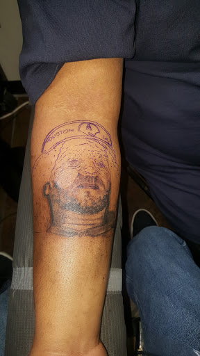 Tattoo Shop «Artistic Encounter», reviews and photos, 3920 Rosemeade Pkwy #170, Dallas, TX 75287, USA