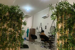 Nurayya Salon & Spa Muslimah Bekasi image