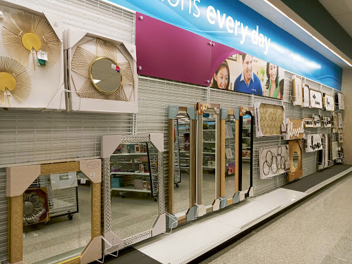 Clothing Store «Ross Dress for Less», reviews and photos, 1217 W State Hwy 114, Grapevine, TX 76051, USA