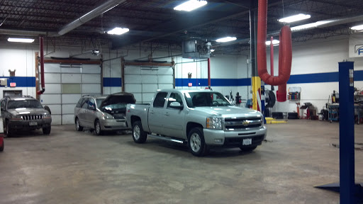 Auto Repair Shop «Advanced VTech», reviews and photos, 320 Lexington Dr, Buffalo Grove, IL 60089, USA