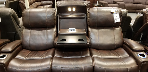 Furniture Store «The Dump Furniture Outlet», reviews and photos, 5700 NJ-42, Turnersville, NJ 08012, USA
