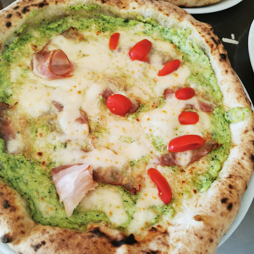 Pizzeria La Gastronomia Maroder in Varcaturo, Città Metropolitana di Napoli