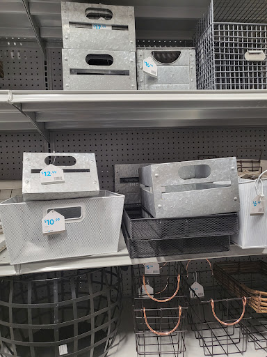 Home Goods Store «At Home», reviews and photos, 209 S Royal Oaks Blvd, Franklin, TN 37064, USA