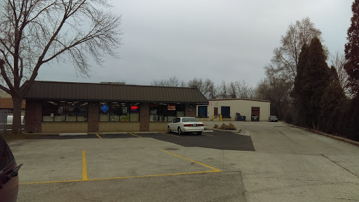 Pet Store «Animal Feeds & Needs», reviews and photos, 401 W Golf Rd, Arlington Heights, IL 60005, USA