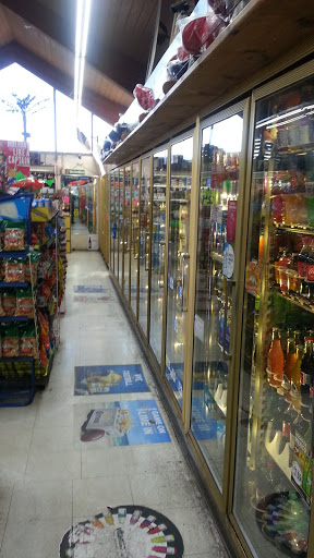 Liquor Store «Seacliff Plaza Store», reviews and photos, 219 State Park Dr, Aptos, CA 95003, USA