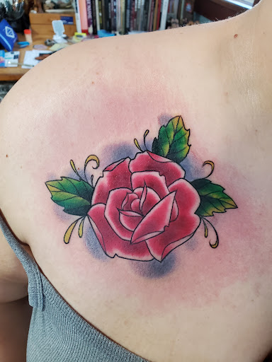 Tattoo Shop «Darklight Tattoo», reviews and photos, 623 N Greenwood Ave, Fort Smith, AR 72901, USA