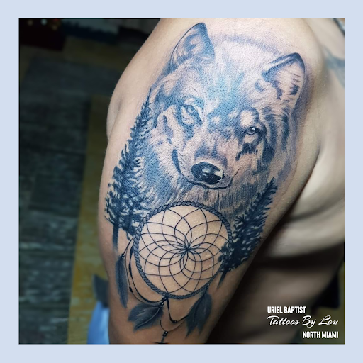 Explore tricep tattoo ideas for guys, creative tattoo ideas in Miami, available at Tattoos by Lou Miami - North Miami