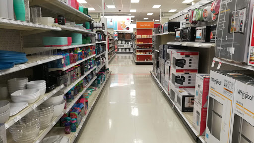 Department Store «Target», reviews and photos, 6100 Shingle Creek Pkwy, Brooklyn Center, MN 55430, USA