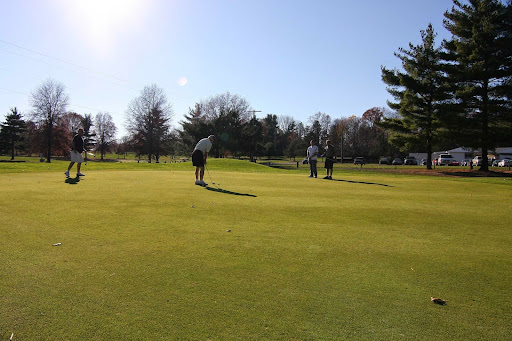 Golf Course «Spring Hills Golf Course», reviews and photos, 6571 S Cleveland Massillon Rd, Clinton, OH 44216, USA