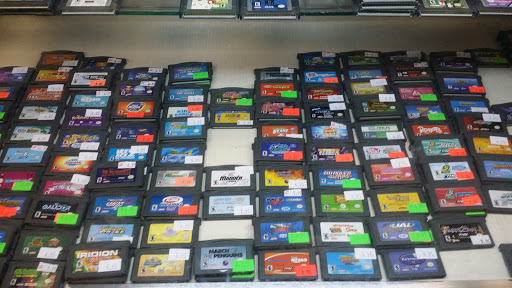 Video Game Store «Game Trader», reviews and photos, 3205 SW Cedar Hills Blvd, Beaverton, OR 97005, USA