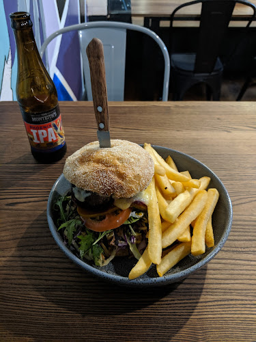Burger Cartel - Whanganui