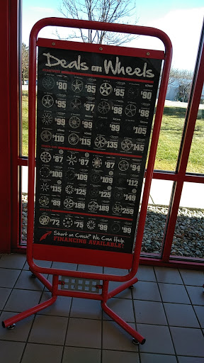 Tire Shop «Discount Tire Store - Howell, MI», reviews and photos, 3480 E Grand River Ave, Howell, MI 48843, USA