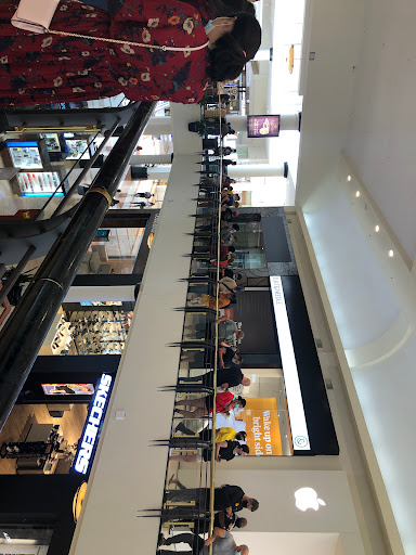 Computer Store «Apple Crabtree Valley Mall», reviews and photos, 4325 Glenwood Ave, Raleigh, NC 27612, USA