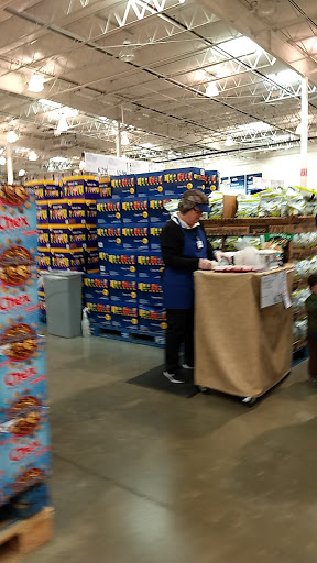 Warehouse store «Costco Wholesale», reviews and photos, 1500 Fitzgerald Ct, Lexington, KY 40509, USA