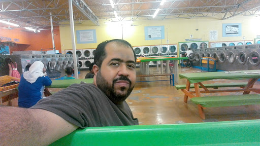 Laundromat «Amigo Laundry», reviews and photos, 3349 Country Club Dr W, Irving, TX 75038, USA