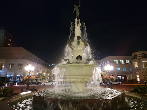 Shopping Mall «Reston Town Center», reviews and photos, 11900 Market St, Reston, VA 20190, USA