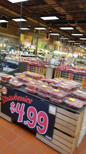 Supermarket «Wegmans», reviews and photos, 3791 Easton-Nazareth Hwy, Easton, PA 18045, USA