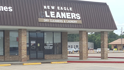 New Eagle Dry Cleaners in Orange, Texas