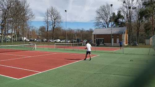 Tennis Club à Scorbé-Clairvaux
