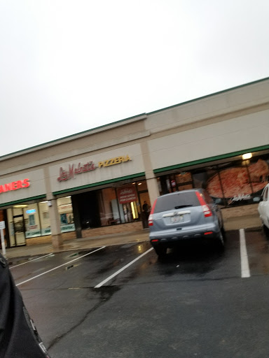 Shopping Mall «Village Green Shopping Center», reviews and photos, 678 N Northwest Hwy, Park Ridge, IL 60068, USA