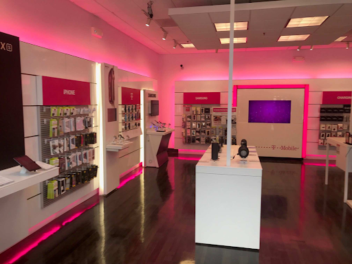 Cell Phone Store «T-Mobile», reviews and photos, 1210 9th Ave, San Francisco, CA 94122, USA