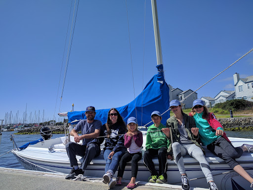 Tradewinds Sailing School & Club