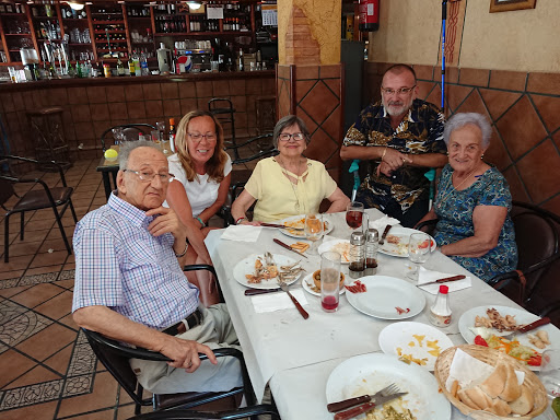 Información y opiniones sobre Mesón Mangas de Cuevas De San Marcos