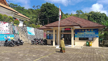 Kantor Kecamatan Rongga