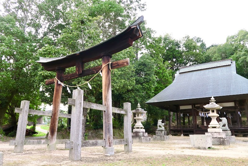 宝蔵神社