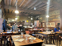 Atmosphère du Restaurant LE BISTROT ABEL - Bistrot lyonnais gastronomique - n°5