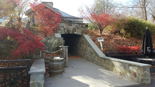 Winery «Tarara Winery», reviews and photos, 13648 Tarara Ln, Leesburg, VA 20176, USA