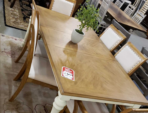 Furniture Store «Costless Warehouse Furniture», reviews and photos, 7859 S 180th St, Kent, WA 98032, USA