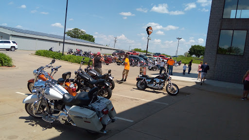 Motorcycle Dealer «McGrath Dubuque Harley Davidson», reviews and photos, 145 N Cres Ridge, Dubuque, IA 52003, USA