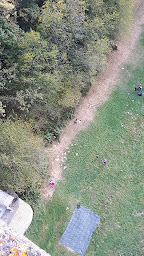 Photo n°3 de Saut à l'élastique Paris - Viaduc St Georges le Gaultier à Saint-Georges-le-Gaultier ()