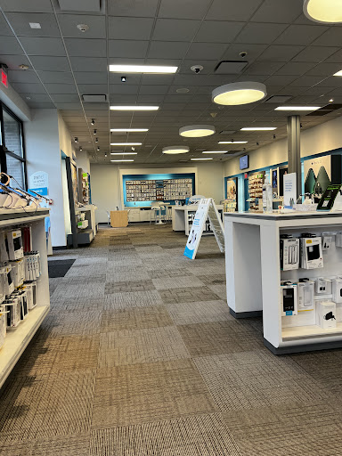 Cell Phone Store «AT&T», reviews and photos, 4900 McKnight Rd, Pittsburgh, PA 15237, USA