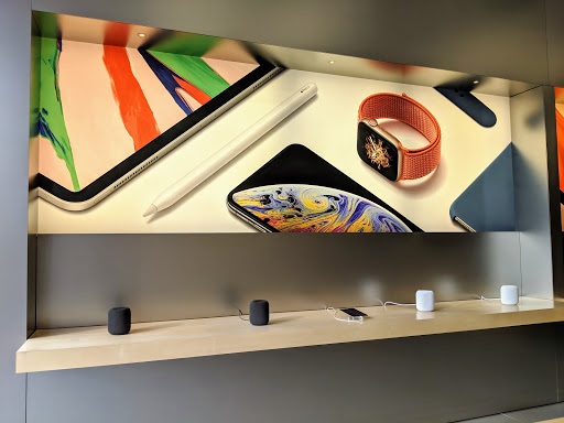 Computer Store «Apple New Haven», reviews and photos, 65 Broadway, New Haven, CT 06511, USA