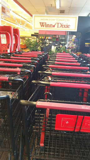 Grocery Store «Winn-Dixie», reviews and photos, 5802 54th Ave N, Kenneth City, FL 33709, USA