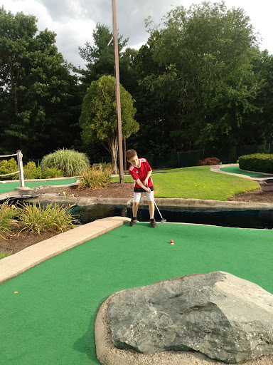 Miniature Golf Course «Atlantic Golf Centers Ltd», reviews and photos, 754 Newport Ave, Attleboro, MA 02703, USA