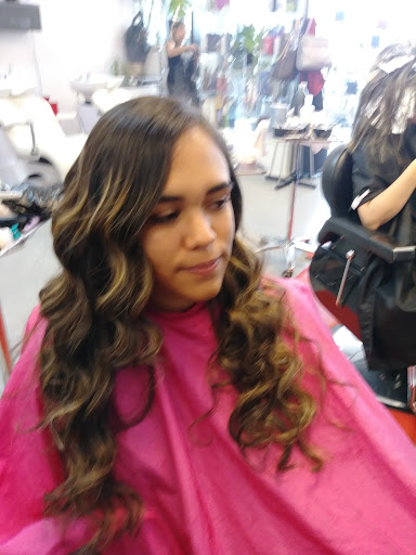 Beauty Salon «Tabu Beauty Salon Inc,», reviews and photos, 375 Cypress Pkwy, Poinciana, FL 34759, USA