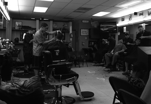 Barber Shop «Top Notch Barber Shop», reviews and photos, 4274 Davie Rd, Davie, FL 33314, USA