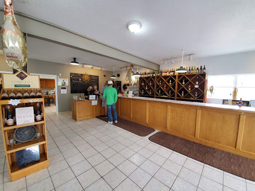 Winery «Summerset Winery», reviews and photos, 15101 Fairfax St, Indianola, IA 50125, USA