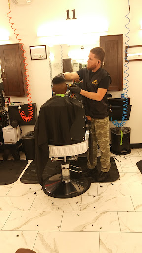 Barber Shop «In & Out 2 Barbershop & Salon», reviews and photos, 2147 E Semoran Blvd, Apopka, FL 32703, USA