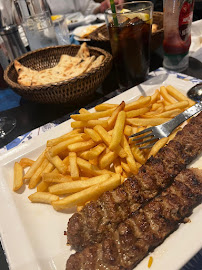Kebab du Restaurant de spécialités perses Guylas | Cuisine traditionnelle persane iranienne à Paris - n°9