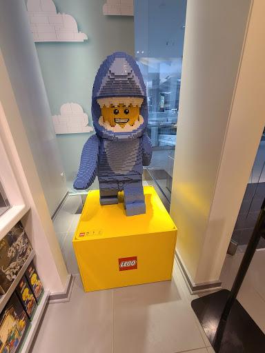 Toy Store «The LEGO Store», reviews and photos, 5 Woodfield Mall, Schaumburg, IL 60173, USA