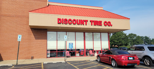 Discount Tire Store - Crestwood, IL, 13550 S Cicero Ave, Crestwood, IL 60445, USA, 