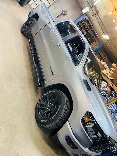 Truck Accessories Store «Truck Stuff», reviews and photos, 45410 N Gratiot Ave, Macomb, MI 48042, USA